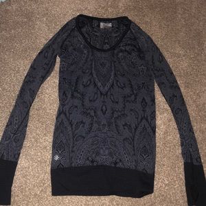 long sleeve athlete shirt